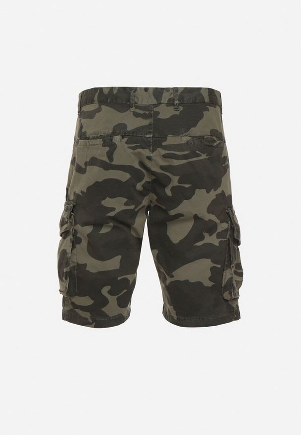 Born2be - Zielone Szorty z Bawełny z Wysokim Stanem i Dodatkowymi Kieszeniami Pelia. Okazja: na co dzień. Stan: podwyższony. Kolor: szary. Materiał: bawełna. Styl: casual, klasyczny