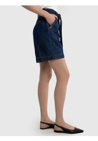 Big-Star - Szorty damskie jeansowe o luźnym kroju granatowe Linasa 550. Kolor: niebieski. Materiał: jeans. Sezon: lato. Styl: klasyczny, elegancki #4