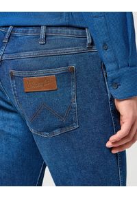 Wrangler - WRANGLER MĘSKIE SPODNIE JEANSOWE GREENSBORO DARK TRAILS 112358221 W15Q008815 #6
