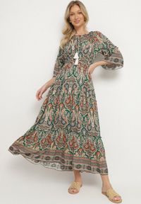 Born2be - Zielona Rozkloszowana Sukienka Bawełniana we Wzór Paisley z Chwostami Elliassa. Okazja: na co dzień. Kolor: zielony. Materiał: bawełna. Wzór: paisley. Styl: casual