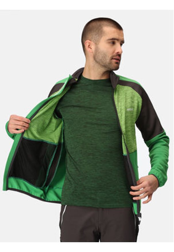 Regatta Kurtka softshell Yare VII RML242 Zielony Regular Fit. Kolor: zielony. Materiał: syntetyk