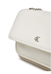 Calvin Klein Jeans Torebka Chain Ew Flap Conv Chain Bag LV04K3084G Écru. Materiał: skórzane #4