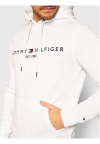 TOMMY HILFIGER - Tommy Hilfiger Bluza Logo MW0MW11599 Biały Regular Fit. Kolor: biały. Materiał: bawełna, syntetyk