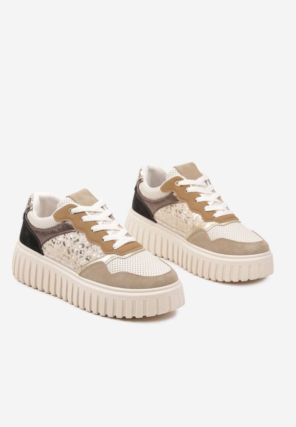 Born2be - Beżowe Sneakersy na Tłoczonej Podeszwie ze Zdobieniami w Panterkę Gerraza. Okazja: na co dzień. Zapięcie: sznurówki. Kolor: beżowy. Materiał: jeans. Wzór: aplikacja, motyw zwierzęcy