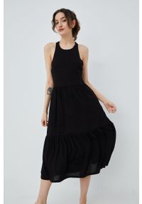 JDY sukienka kolor czarny midi rozkloszowana. Kolor: czarny. Materiał: dzianina. Wzór: gładki. Typ sukienki: rozkloszowane. Długość: midi #1