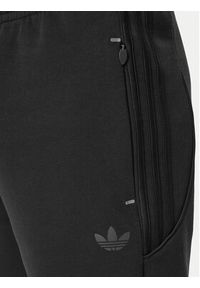 Adidas - adidas Szorty sportowe Spacer Teamgeist 26 Cutline KQ8981 Czarny Regular Fit. Okazja: na spacer. Kolor: czarny. Materiał: bawełna. Styl: sportowy #2