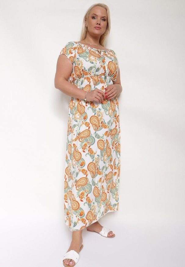 Born2be - Biało-Pomarańczowa Bawełniana Sukienka z Gumką w Pasie Zilletta. Okazja: na randkę, na co dzień. Kolor: biały. Materiał: bawełna. Styl: casual, klasyczny