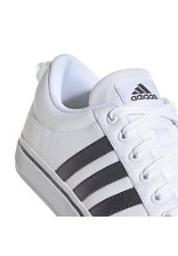 Adidas - adidas Buty Bravada 2.0 HP6022 Biały. Kolor: biały. Materiał: materiał