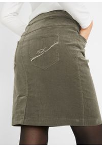Spódnica sztruksowa ze stretchem i karczkiem bonprix ciemnooliwkowy. Kolor: zielony. Materiał: materiał, bawełna, elastan, sztruks #2