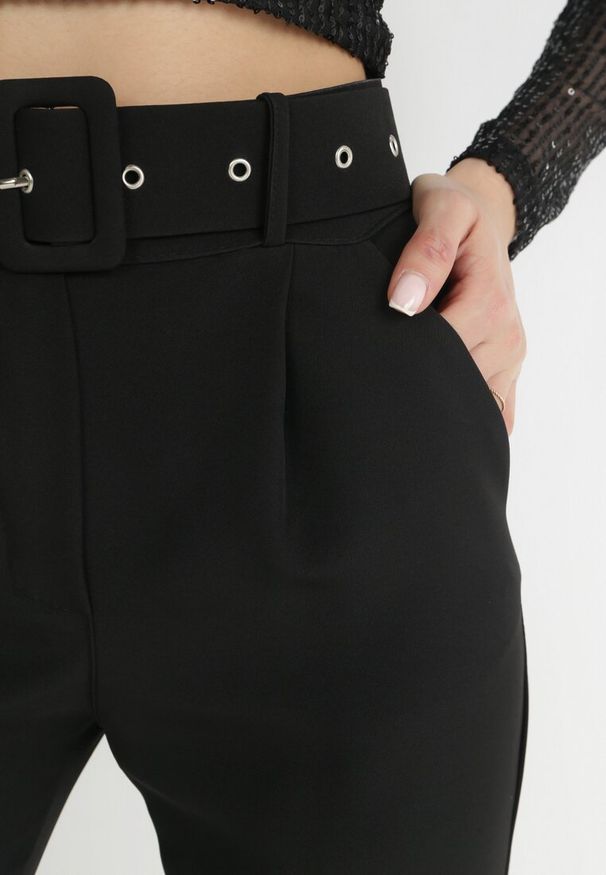 Born2be - Czarne Spodnie z Paskiem Ioleina. Kolor: czarny. Materiał: materiał, koronka. Wzór: jednolity. Styl: elegancki