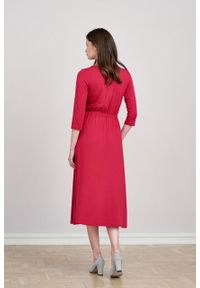 Marie Zélie - Sukienka Rita czerwień perska mikromodal. Typ kołnierza: dekolt kopertowy. Kolor: czerwony. Materiał: wiskoza, dzianina, elastan, włókno, skóra. Długość rękawa: krótki rękaw. Typ sukienki: proste, kopertowe #6