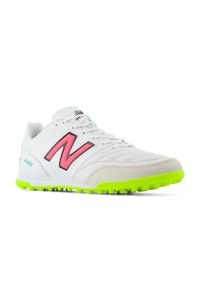 Turfy męskie New Balance 442 V2 TF MS42TWH2 – białe. Kolor: biały. Materiał: skóra, materiał, syntetyk. Szerokość cholewki: normalna. Sezon: zima #3
