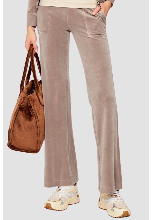 Juicy Couture - JUICY COUTURE Ciemno-beżowe spodnie dresowe damskie Layla Low Rise Pocket, Rozmiar XS. Stan: obniżony. Kolor: beżowy. Materiał: dresówka