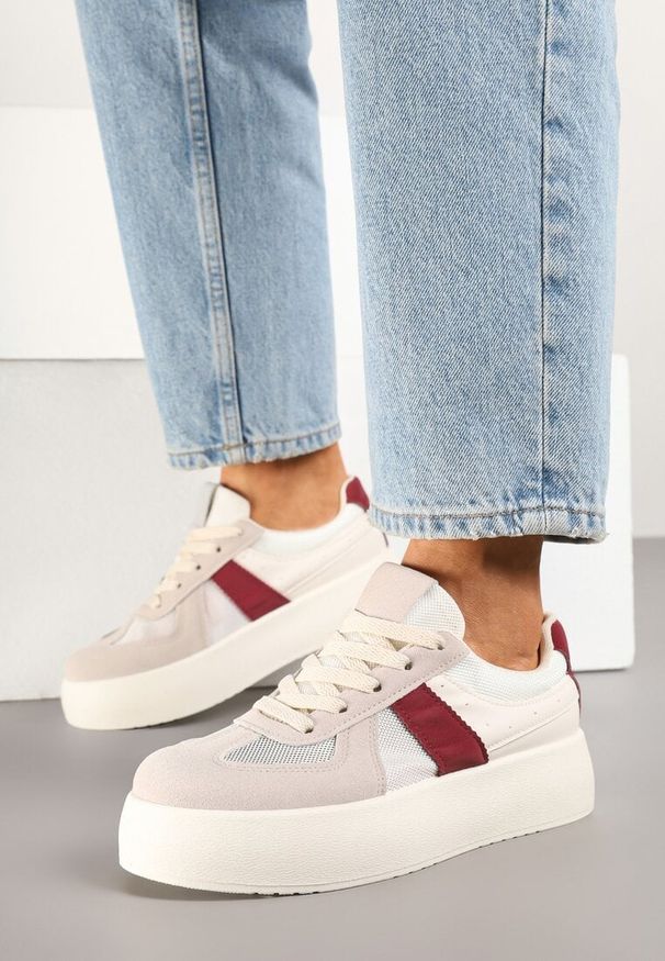 Renee - Beżowo-Bordowe Sneakersy Typu Kultowe Tenisówki na Grubej Podeszwie Nanessa. Kolor: beżowy. Materiał: jeans