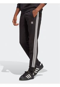 Adidas - adidas Spodnie dresowe adicolor Classics 3-Stripes IA4794 Czarny Fitted Fit. Kolor: czarny. Materiał: bawełna, dresówka