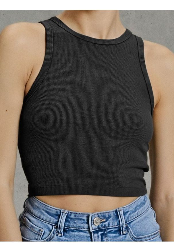 Sinsay - Crop top bez rękawów - czarny. Kolor: czarny. Długość rękawa: bez rękawów