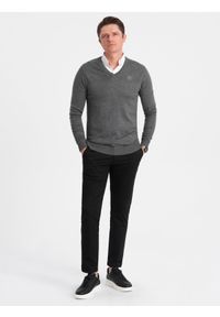 Ombre Clothing - Sweter męski z dekoltem "w serek" z koszulowym kołnierzykiem - grafitowy V3 - Rozmiar: XL. Typ kołnierza: kołnierzyk koszulowy, dekolt w serek. Kolor: szary. Materiał: nylon, materiał, bawełna. Styl: klasyczny #4
