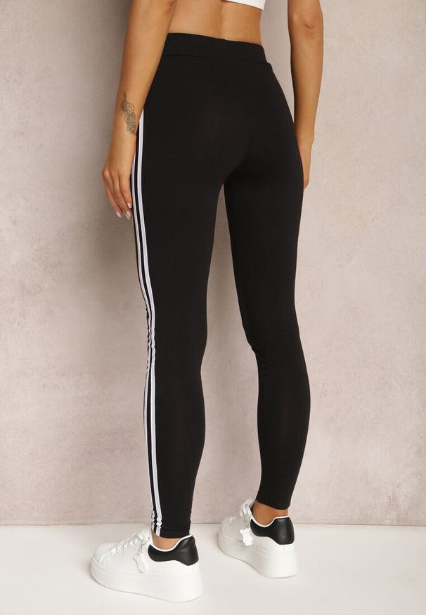 Renee - Czarne Legginsy z Lampasami po Bokach Pellira. Kolor: czarny. Styl: klasyczny