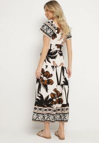 Born2be - Czarna Rozkloszowana Sukienka z Wiskozy w Wakacyjny Wzór Ellioma. Okazja: na spacer. Kolor: czarny. Materiał: wiskoza. Długość rękawa: krótki rękaw. Sezon: lato. Styl: wakacyjny #6