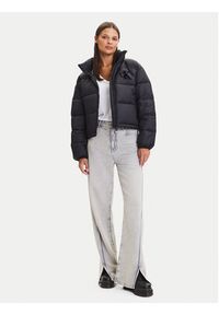 Calvin Klein Jeans Kurtka puchowa Graphic Logo LV047D503G Czarny Regular Fit. Kolor: czarny. Materiał: syntetyk #2