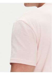 Tommy Jeans T-Shirt Badge DM0DM20322 Różowy Regular Fit. Kolor: różowy. Materiał: bawełna #2