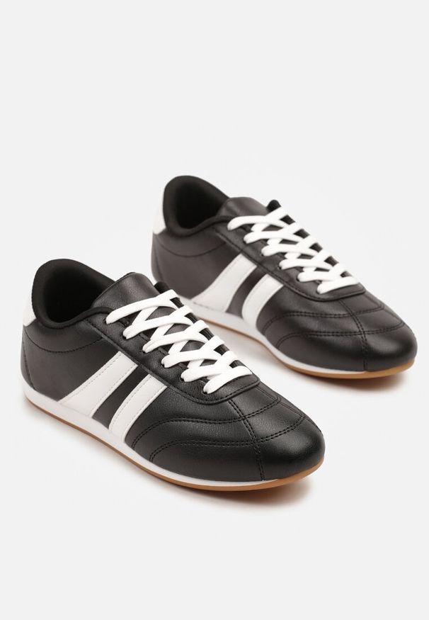 Born2be - Czarne Sznurowane Sneakersy w Stylu Tenisówek Liavessa. Kolor: czarny. Materiał: jeans. Obcas: na płaskiej podeszwie