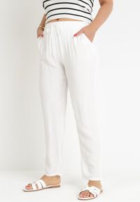Born2be - Białe Materiałowe Spodnie z Gumką w Talii Airiana. Kolor: biały. Materiał: materiał. Sezon: lato #1