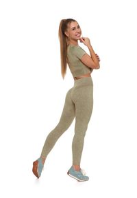 Beżowy Damskie Komplet Top + Legginsy Moraj. Okazja: na co dzień. Kolor: beżowy. Długość rękawa: krótki rękaw. Długość: krótkie. Styl: sportowy, casual, elegancki