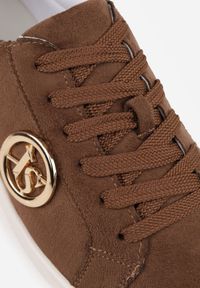 Born2be - Jasnobrązowe Sneakersy Vices na Grubej Podeszwie z Metaliczną Ozdobą Tatorelis. Okazja: na co dzień. Kolor: beżowy. Materiał: jeans. Wzór: aplikacja #4