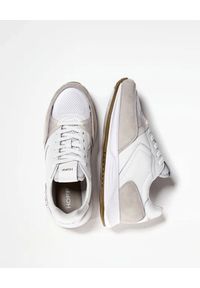 HOFF - Białe sneakersy Nolita. Okazja: na co dzień. Kolor: biały. Materiał: materiał, guma, zamsz. Wzór: nadruk #4