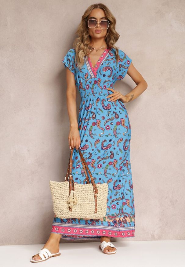 Renee - Granatowa Rozkloszowana Sukienka Maxi z Printem Paisley z Gumką w Pasie Zoenia. Kolor: niebieski. Wzór: paisley, nadruk. Sezon: lato, wiosna. Długość: maxi