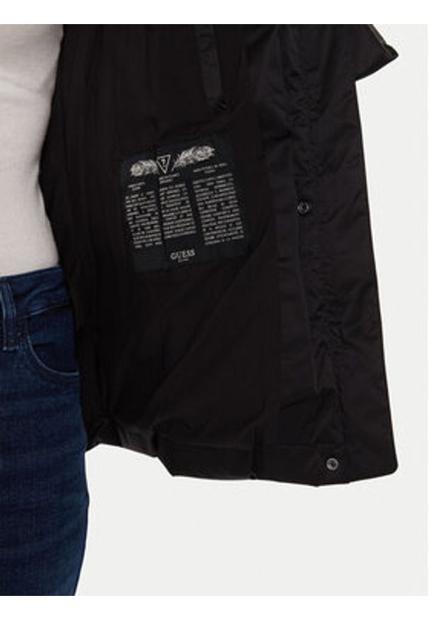 Guess Kurtka puchowa W5BL31 W2802 Czarny Regular Fit. Kolor: czarny. Materiał: syntetyk