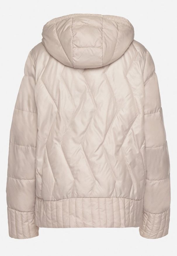 Born2be - Beżowa Dwustronna Kurtka Pikowana z Kieszeniami i Kapturem Eralethra. Okazja: na spacer, na co dzień. Kolor: beżowy. Materiał: jeans. Długość rękawa: długi rękaw. Długość: długie. Wzór: aplikacja. Styl: casual, elegancki