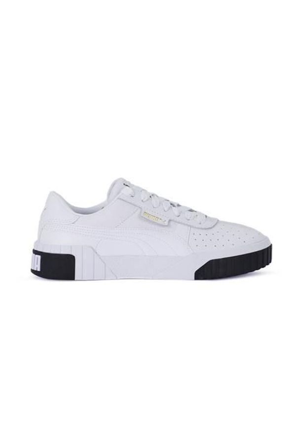 Buty do chodzenia damskie Puma Cali W. Kolor: biały. Materiał: tkanina, skóra, materiał, syntetyk. Sport: turystyka piesza