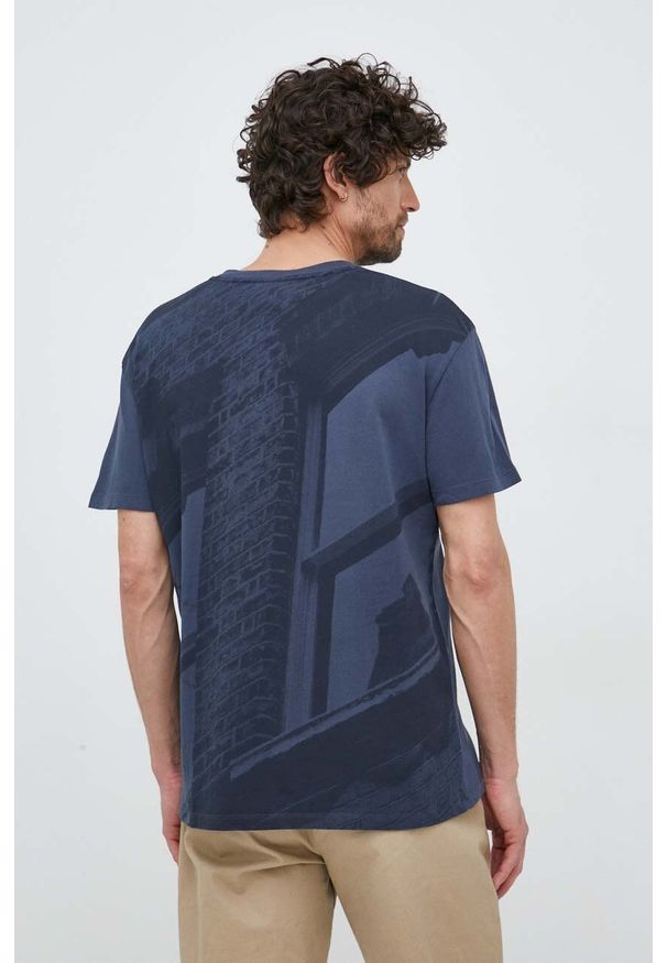 Pepe Jeans t-shirt bawełniany Raevon kolor granatowy z nadrukiem. Kolor: niebieski. Materiał: bawełna. Długość rękawa: krótki rękaw. Długość: krótkie. Wzór: nadruk