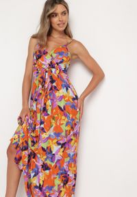 Born2be - Pomarańczowo-Fioletowa Wiskozowa Sukienka na Ramiączkach z Kopertowym Dekoltem i Gumką w Talii z Tiamalen. Okazja: na imprezę, na co dzień. Typ kołnierza: dekolt kopertowy. Kolor: pomarańczowy. Materiał: wiskoza. Długość rękawa: na ramiączkach. Wzór: aplikacja. Typ sukienki: kopertowe. Styl: wizytowy, casual, klasyczny, elegancki #4