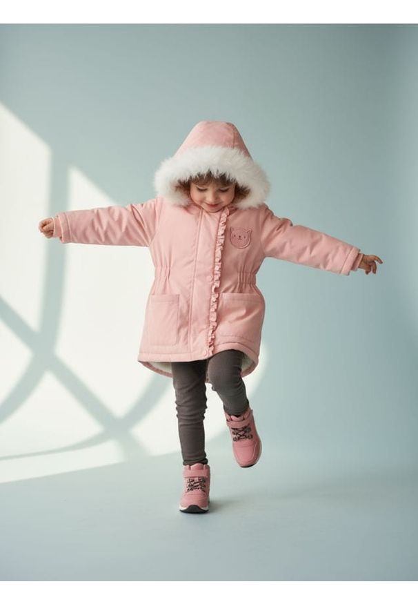 Sinsay - Kurtka ocieplana z kapturem - różowy. Typ kołnierza: kaptur. Kolor: różowy