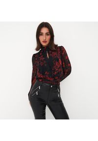 Mohito - Szyfonowa bluzka - Czarny. Kolor: czarny. Materiał: szyfon #1