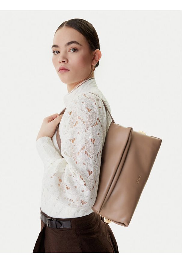 Liu Jo Torebka AA6097 E0958 Brązowy. Kolor: brązowy. Materiał: skórzane