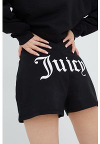 Juicy Couture szorty damskie kolor czarny z nadrukiem medium waist. Okazja: na co dzień. Kolor: czarny. Wzór: nadruk. Styl: casual