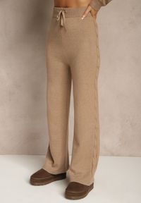 Renee - Ciemnobeżowy Komplet Dzianinowy z Wełną i Bawełną Szerokie Spodnie i Krótki Sweter Otisona. Kolor: beżowy. Materiał: dzianina, wełna, bawełna #5