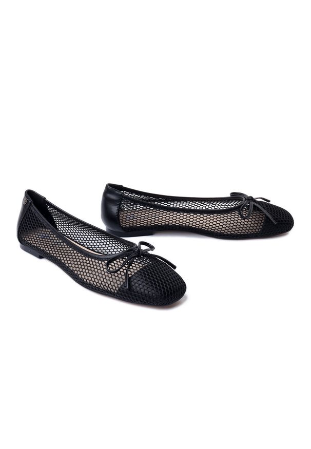Maciejka - MACIEJKA K7512-01/00-1 czarny, baleriny damskie. Kolor: czarny. Materiał: skóra. Szerokość cholewki: normalna. Wzór: ażurowy