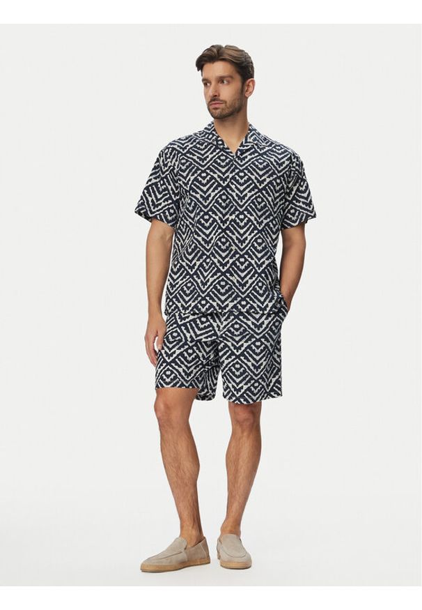 Jack & Jones Komplet koszula i szorty materiałowe Milo Seersucker Resort 12297829 Granatowy Loose Fit. Kolor: niebieski. Materiał: bawełna
