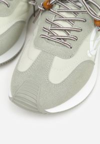 Born2be - Zielone Sneakersy z Geometrycznym Wzorem Prisnore. Okazja: na co dzień. Kolor: zielony. Materiał: jeans. Wzór: geometria #9