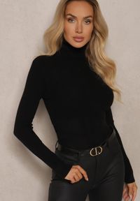 Renee - Czarny Golf z Wełną w Klasycznym Stylu Florinelle. Okazja: na co dzień, do pracy, na spotkanie biznesowe. Typ kołnierza: golf. Kolor: czarny. Materiał: wełna. Długość rękawa: długi rękaw. Długość: długie. Wzór: aplikacja. Styl: klasyczny #1