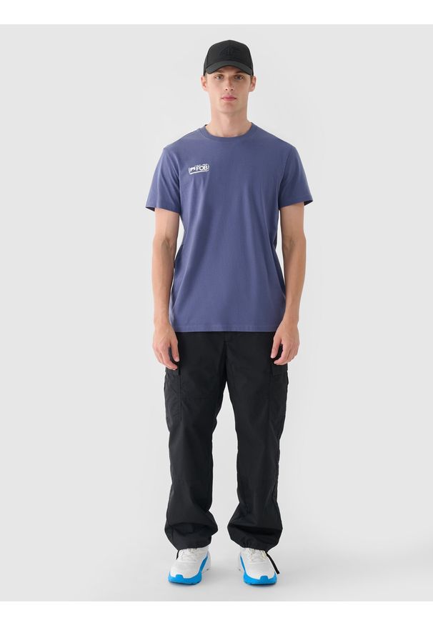 4f - 4F T-shirt regular gładki męski - niebieski XXL. Okazja: na co dzień. Kolor: niebieski. Materiał: bawełna, jersey, dzianina. Długość rękawa: krótki rękaw. Długość: krótkie. Wzór: gładki. Styl: sportowy, klasyczny, casual