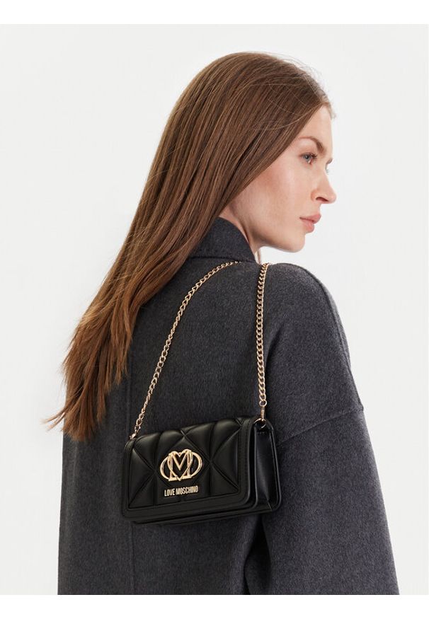 Love Moschino - LOVE MOSCHINO Torebka JC5640PP0NLC0000 Czarny. Kolor: czarny. Materiał: skórzane