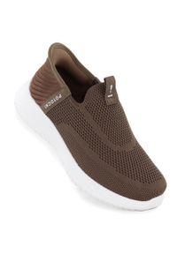 POTOCKI - Półbuty sportowe damskie slip on brązowe Potocki BK01312. Okazja: na co dzień. Zapięcie: bez zapięcia. Kolor: brązowy. Materiał: tkanina. Szerokość cholewki: normalna #1