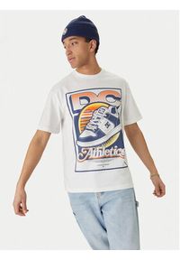 DC Shoes T-Shirt Manteca Tribute EDYZT04360 Biały Regular Fit. Kolor: biały. Materiał: bawełna #4