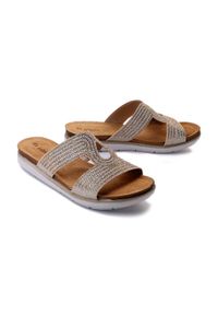 Inblu - INBLU PG-29 platynowy, klapki damskie. Kolor: złoty. Materiał: skóra #1